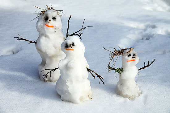 Eine Familie aus Schneekristallen und Wasser. Quelle: WetterOnline